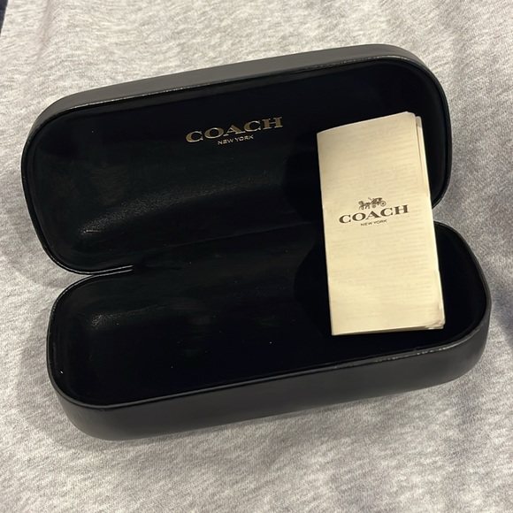 Coach Black Leather Hard Sunglasses Case and passport - Picture 2 of 6
